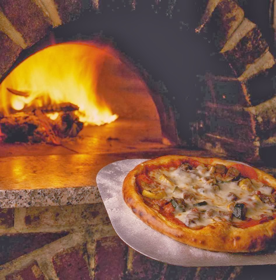 Crust | restaurant | 840 W Main St, Carmel, IN 46032, USA | 3179933330 OR +1 317-993-3330