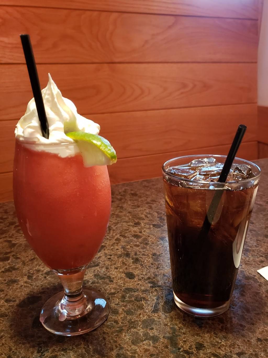 Chops Grille & Tap House | restaurant | 1752 S Broadway, Geneva, OH 44041, USA | 4404664638 OR +1 440-466-4638