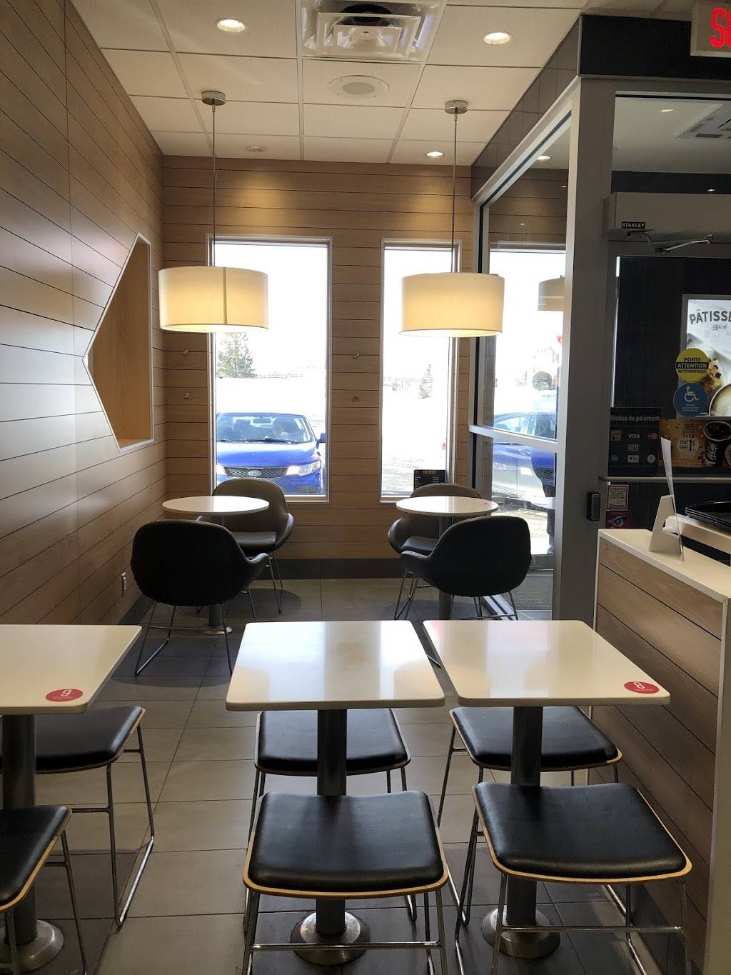 McDonalds | cafe | 4600 Route de Fossambault, Sainte-Catherine-de-la-Jacques-Cartier, QC G3N 1S6, Canada | 4188752420 OR +1 418-875-2420