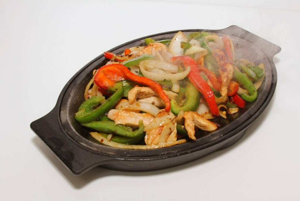 Carminas Restaurant and Banquets | restaurant | 1055 N Randall Rd, Elgin, IL 60123, USA | 8477606000 OR +1 847-760-6000
