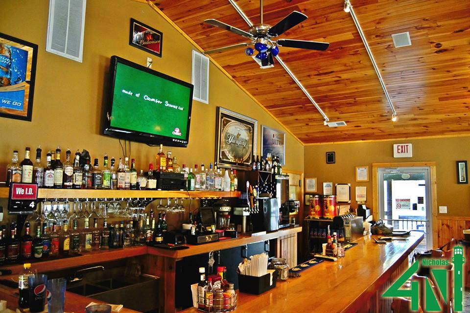 Long Point Grille & Bar - Restaurant | 1289 Summersville Lake Rd, Mt