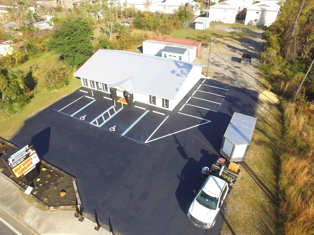 Hot Dawg Queen | restaurant | 717 S Tyndall Pkwy, Panama City, FL 32404, USA | 8502154255 OR +1 850-215-4255