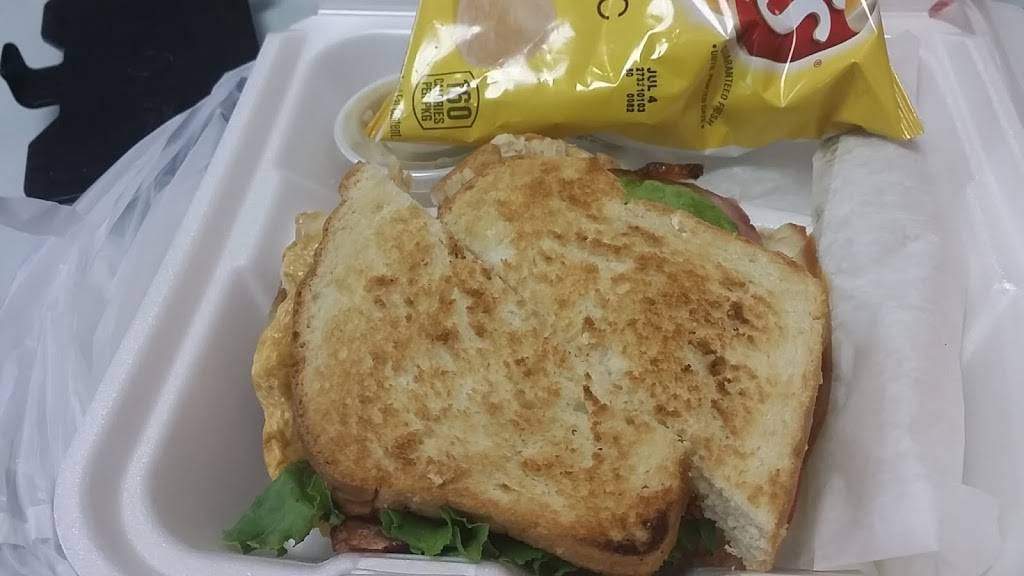 Susies Bake Shop & Restaurant | restaurant | 112 E Center St, Sikeston, MO 63801, USA | 5734718550 OR +1 573-471-8550