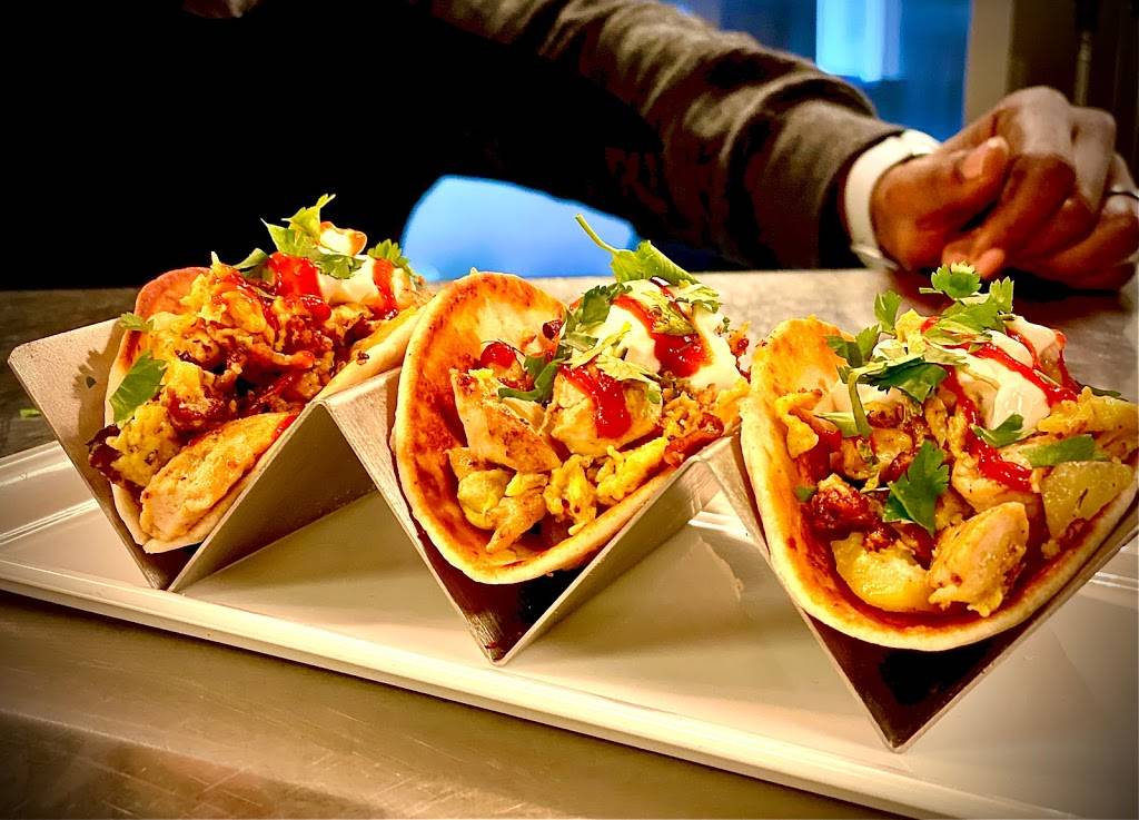 Dott Boss | restaurant | 101 W 11th St, Kansas City, MO 64105, USA | 8162838000 OR +1 816-283-8000