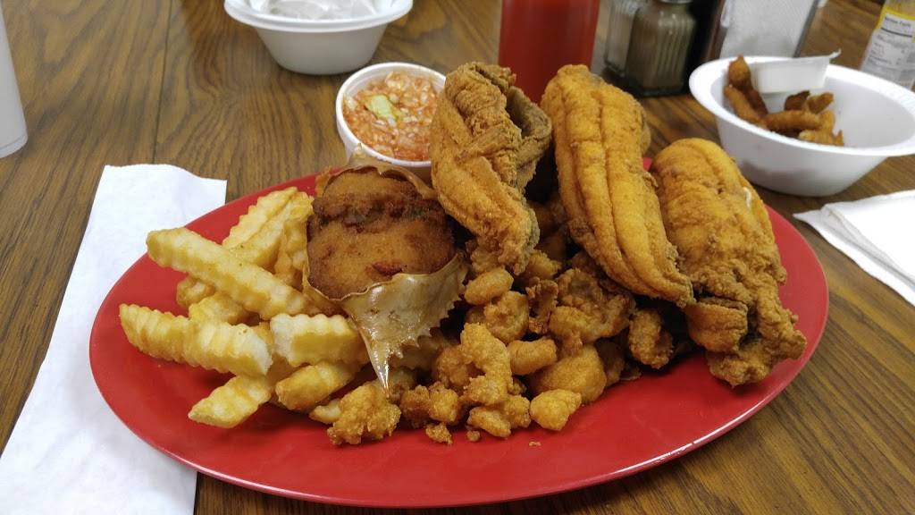 Jones Creek Fish Camp 109 Old Hwy 52 S, Wadesboro, NC 28170, USA