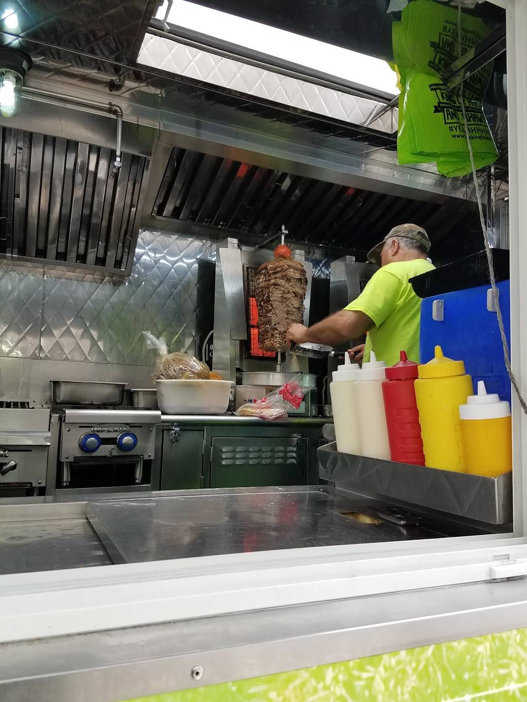 King Of Falafel & Shawarma Truck | restaurant | 30-16 Ditmars Blvd, Astoria, NY 11105, USA | 9179127870 OR +1 917-912-7870