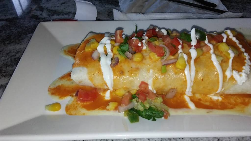 El Potrero | restaurant | 247 N 8th St #120, Lincoln, NE 68508, USA | 4024774551 OR +1 402-477-4551