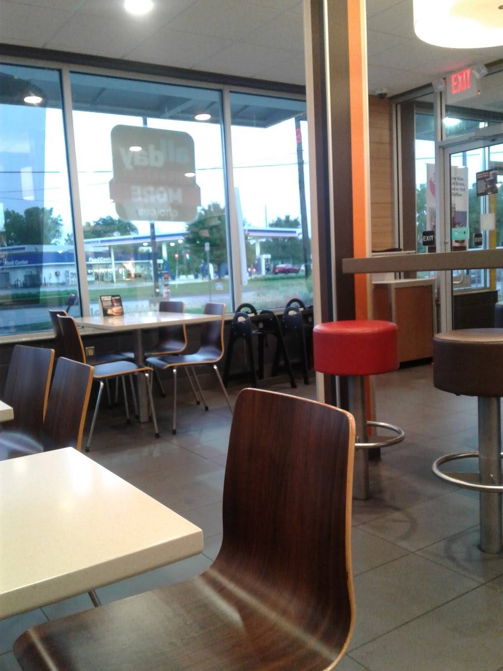 McDonalds | cafe | 1581 Van Horn Rd, Trenton, MI 48183, USA | 7346928032 OR +1 734-692-8032