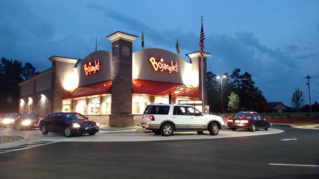 Bojangles Famous Chicken n Biscuits | restaurant | 590 Greensboro Rd, High Point, NC 27260, USA | 3368820323 OR +1 336-882-0323