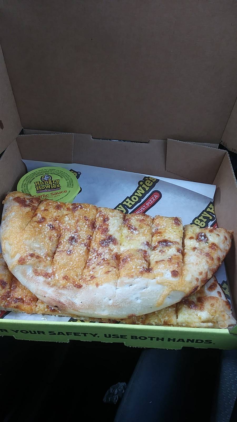 Hungry Howies Pizza | meal delivery | 8414 N Armenia Ave, Tampa, FL 33604, USA | 8139324330 OR +1 813-932-4330