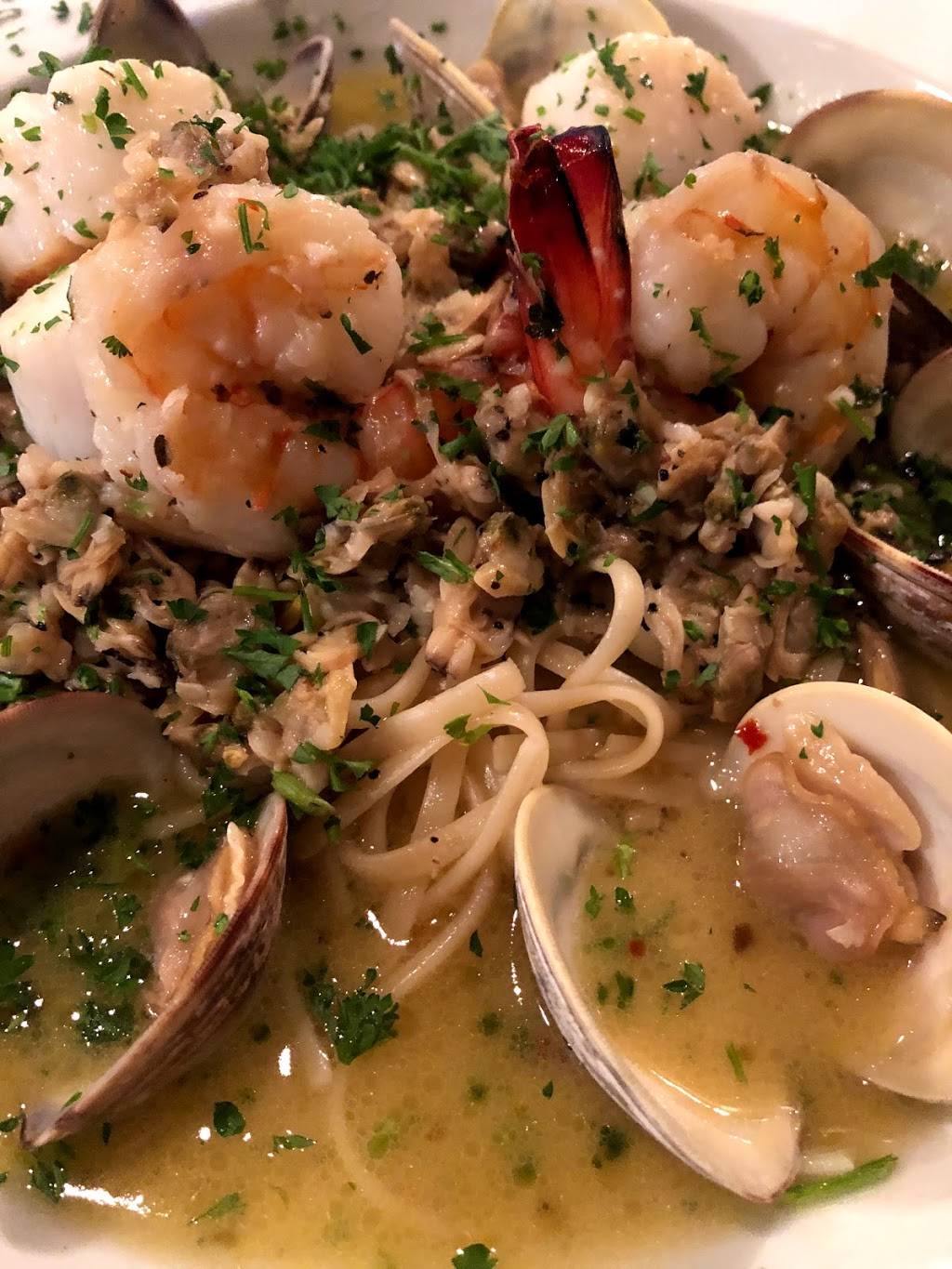 Angelas Ristorante & Pizzeria | restaurant | 425 Ridge Rd, Richmond, VA 23229, USA | 8042887483 OR +1 804-288-7483
