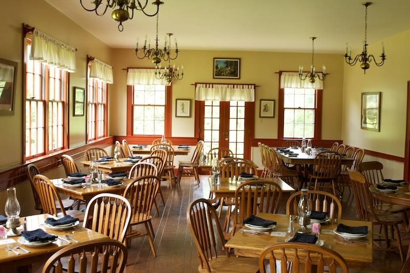 J Huston Tavern | restaurant | 305 N Main St, Arrow Rock, MO 65320, USA | 6608373200 OR +1 660-837-3200