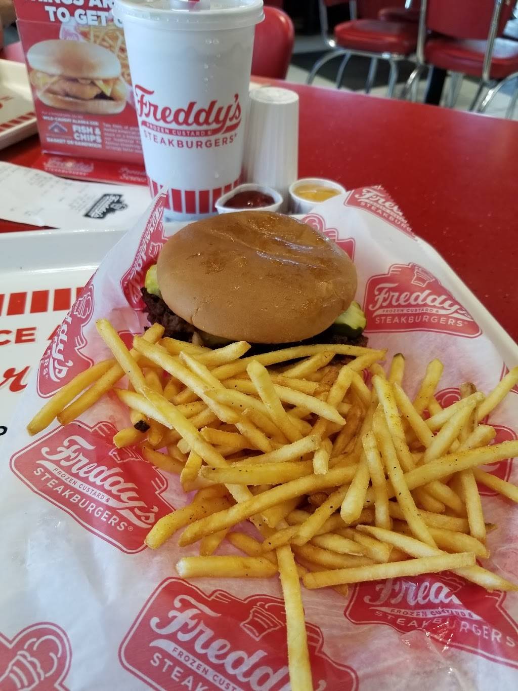 Freddys | restaurant | 10900 Shaker Point Way, Harrison, OH 45030, USA | 5132020145 OR +1 513-202-0145
