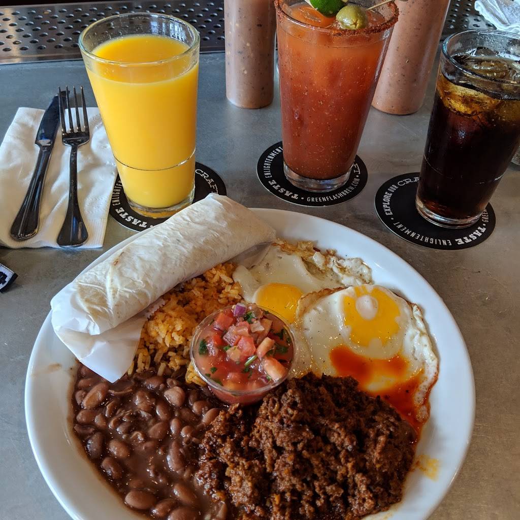 Underdogs Too | restaurant | 3600 Taraval, San Francisco, CA 94116, USA | 4157598112 OR +1 415-759-8112
