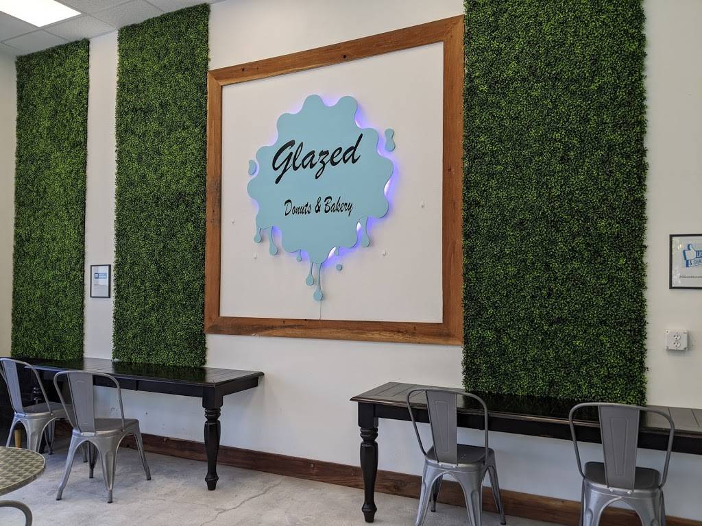 Glazed Donuts & Bakery | restaurant | 71174 LA-21, Covington, LA 70433, USA | 9852435988 OR +1 985-243-5988