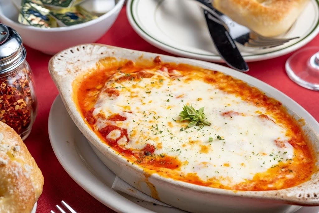 Bella Italian Restaurant | restaurant | 2150 Del Rio Blvd, Eagle Pass, TX 78852, USA | 8302138219 OR +1 830-213-8219