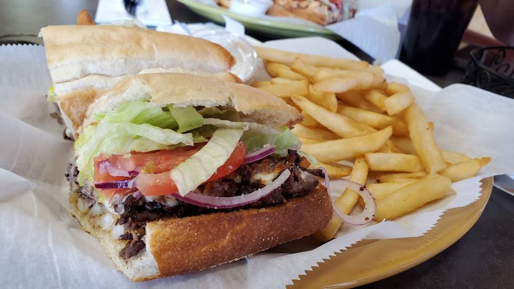 Gino Brothers Pizzeria & Bar | restaurant | 55 Alpha Dr W, Pittsburgh, PA 15238, USA | 4128204466 OR +1 412-820-4466