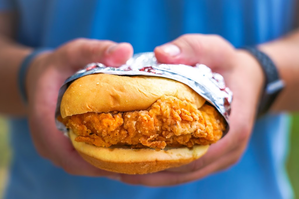 Champs Chicken | meal takeaway | 712 E Mullan Ave, Osburn, ID 83849, USA | 2087525021 OR +1 208-752-5021