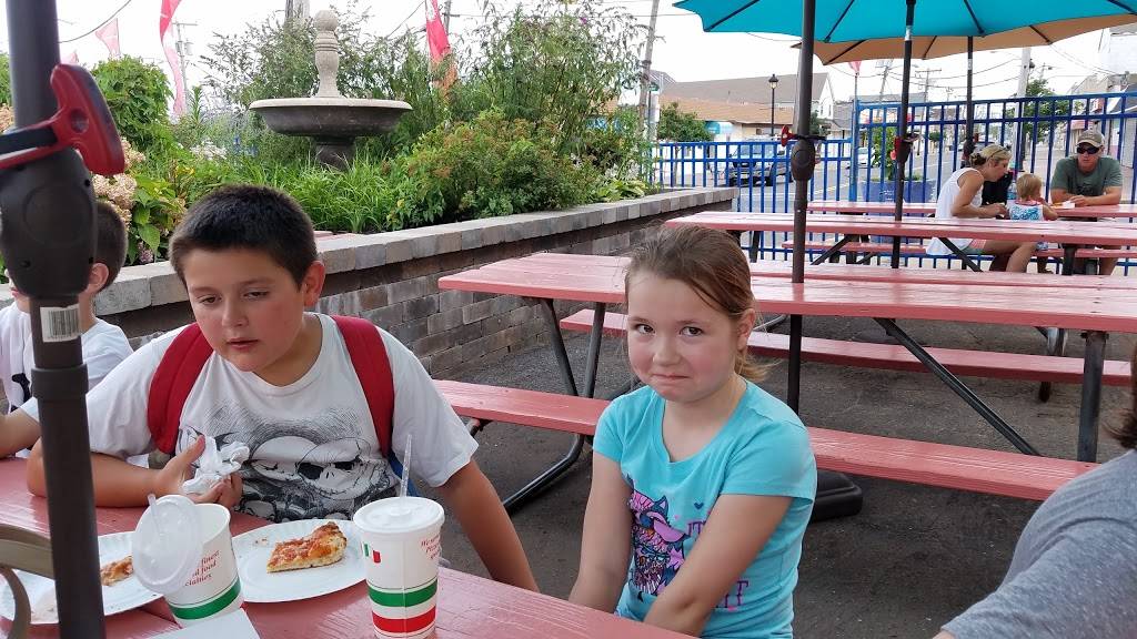 Pizza V Restaurant 52 Beachway Ave, Keansburg, NJ 07734, USA