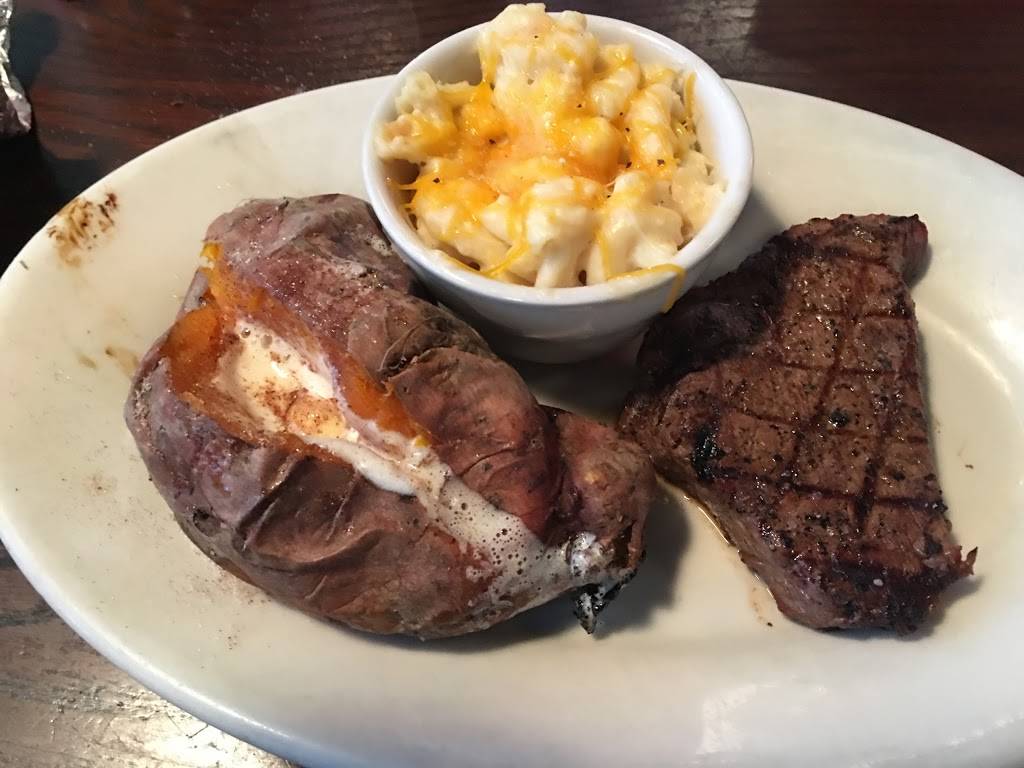 Texas Steakhouse & Saloon | restaurant | 3231 Doctor M.L.K. Jr Blvd, New Bern, NC 28562, USA | 2526371500 OR +1 252-637-1500