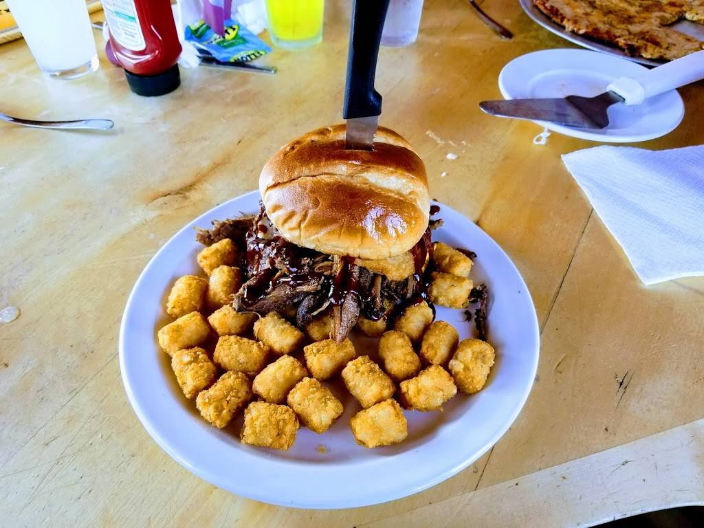 JJ & Freddies | restaurant | 211 W North Ave, Stockton, IL 61085, USA | 8159472798 OR +1 815-947-2798