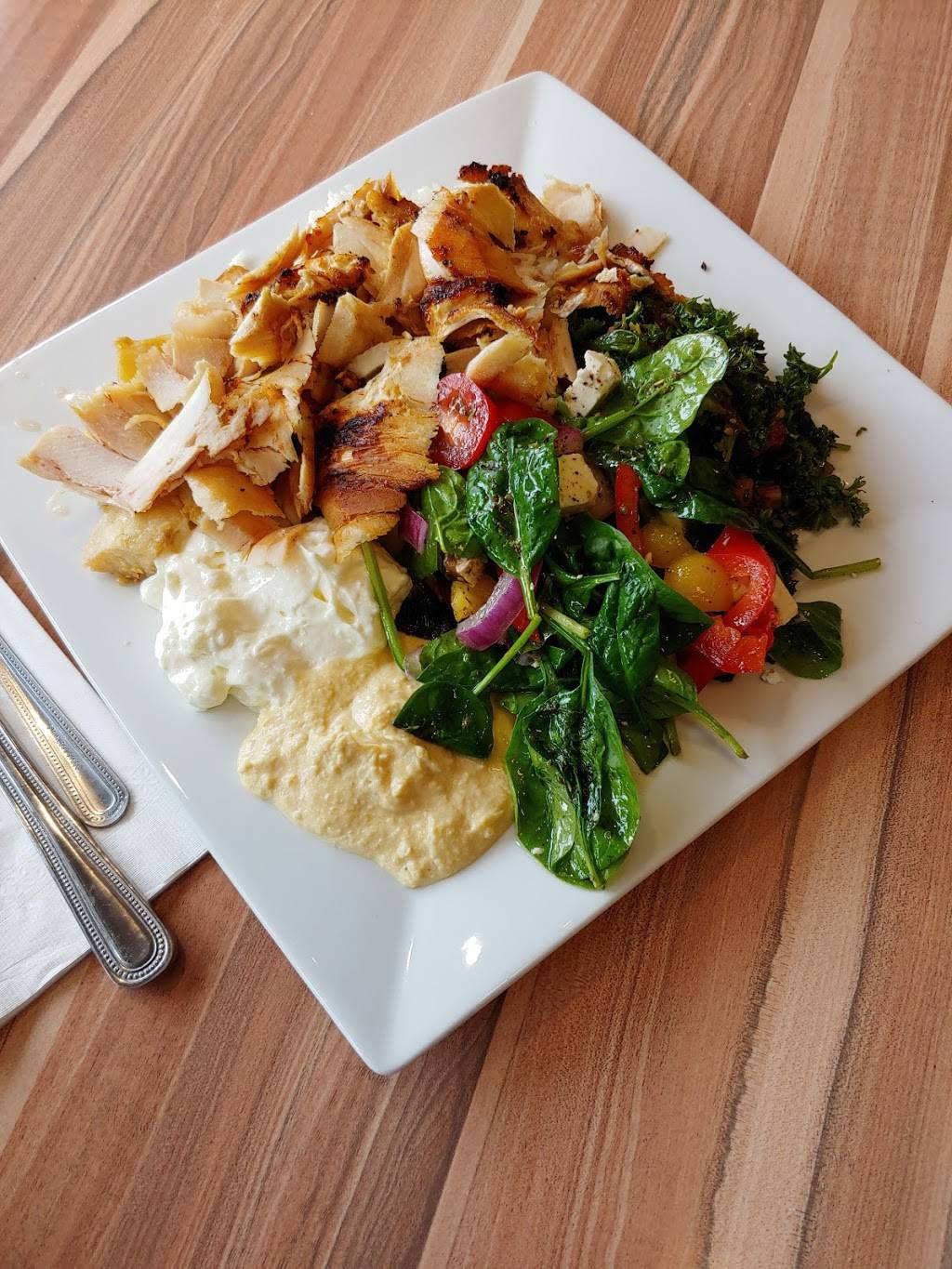 The kitchen | restaurant | 279-281 Boulevard de la Concorde E, Laval, QC H7G 2E5, Canada | 4506626767 OR +1 450-662-6767
