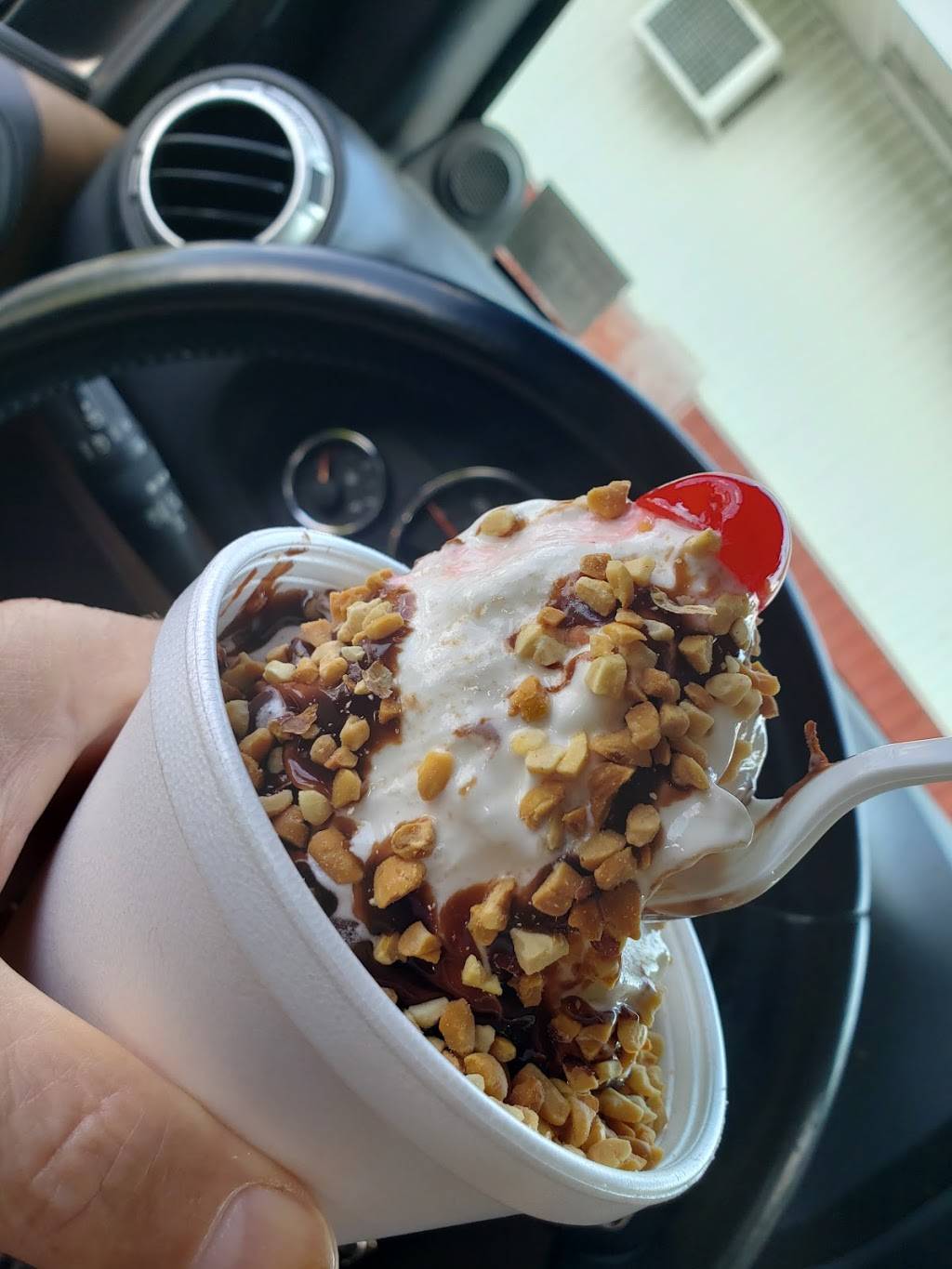 Spangenbergs Family Drive-In | restaurant | 640 Center St, Coal Township, PA 17866, USA | 5706480652 OR +1 570-648-0652