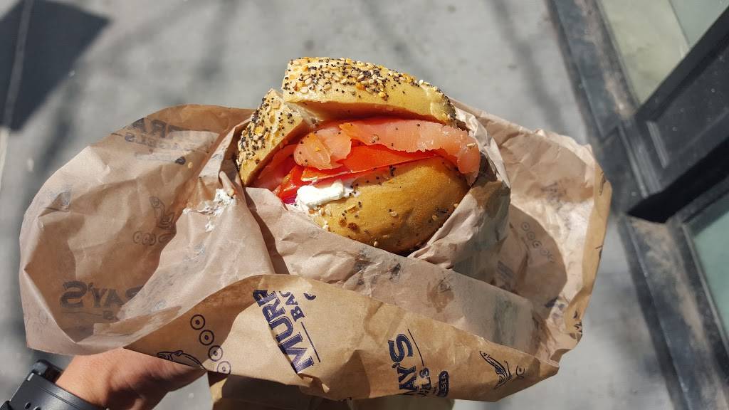 Murrays Bagels | cafe | 242 8th Ave, New York, NY 10011, USA | 6466381335 OR +1 646-638-1335