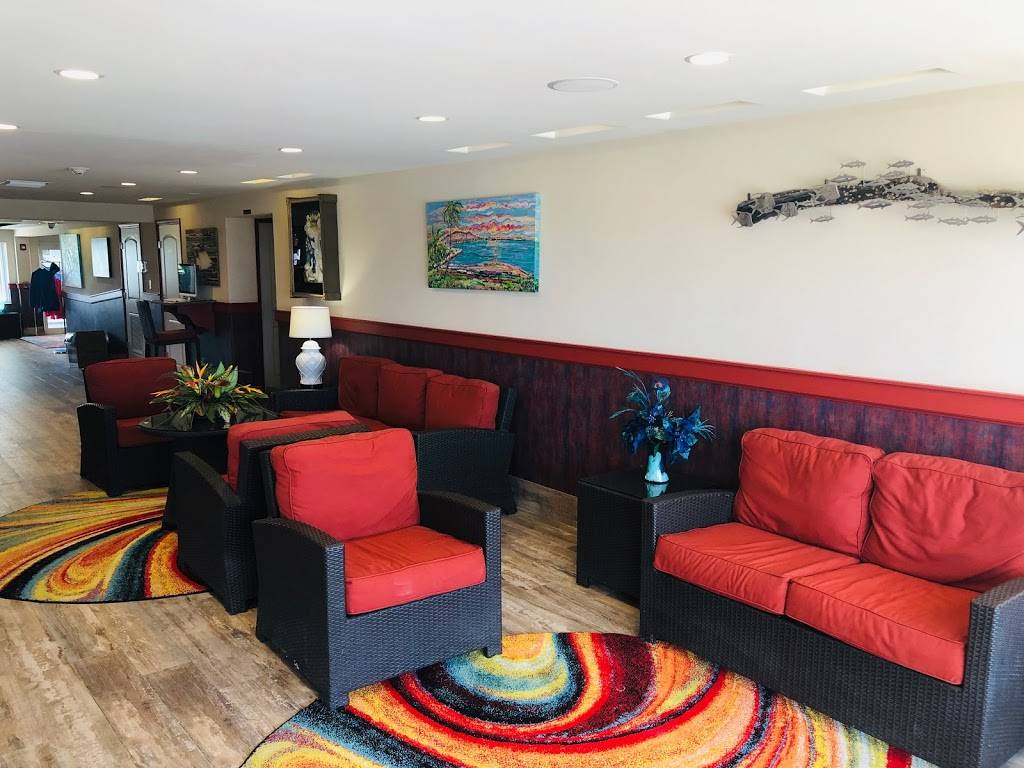 Glunz Ocean Beach Hotel & Resort | cafe | 351 E Ocean Dr, Key Colony Beach, FL 33051, USA | 3052890525 OR +1 305-289-0525