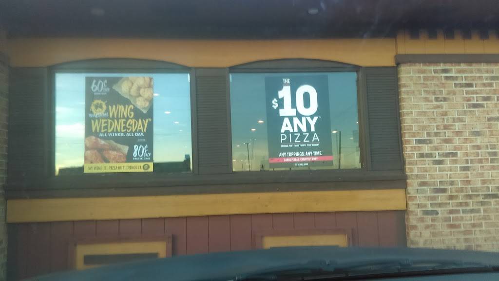 Pizza Hut | meal takeaway | 19945 N, Alberta St, Oneida, TN 37841, USA | 4235699262 OR +1 423-569-9262