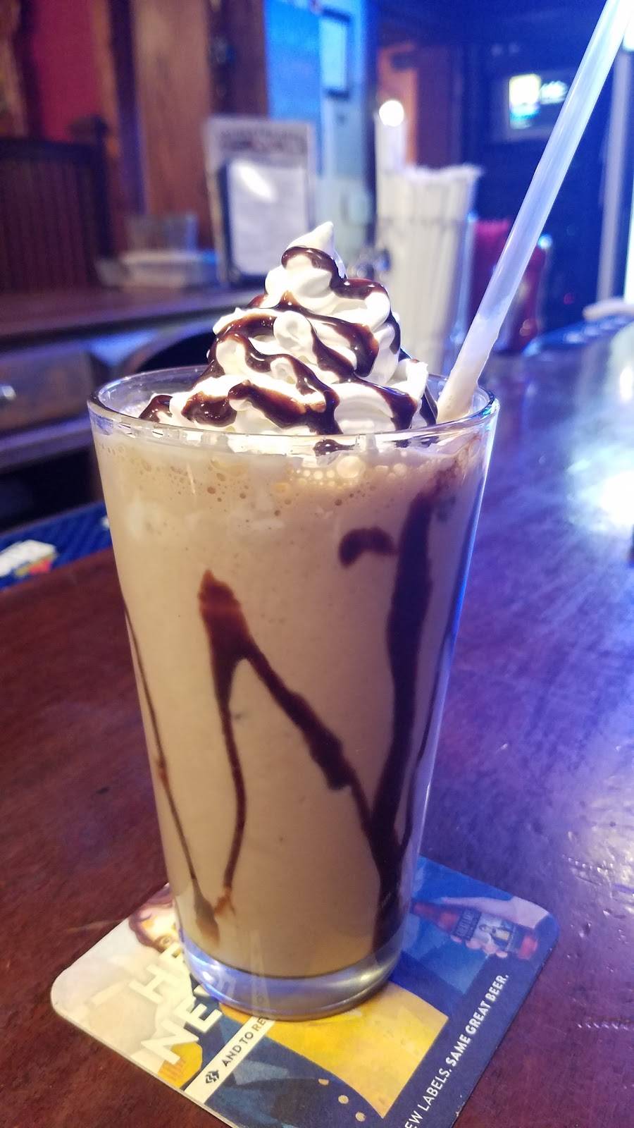 Palmerton Hotel | restaurant | 304 Delaware Ave, Palmerton, PA 18071, USA | 6108265454 OR +1 610-826-5454