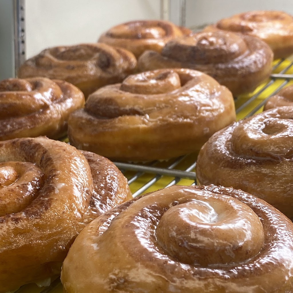 Blondies Daylight Donuts | restaurant | 9506 E Pine St, Tulsa, OK 74115, USA | 9188347600 OR +1 918-834-7600