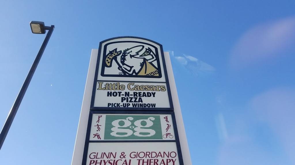Little Caesars Pizza | meal takeaway | 701 Central Valley Hwy, Shafter, CA 93263, USA | 6617464444 OR +1 661-746-4444