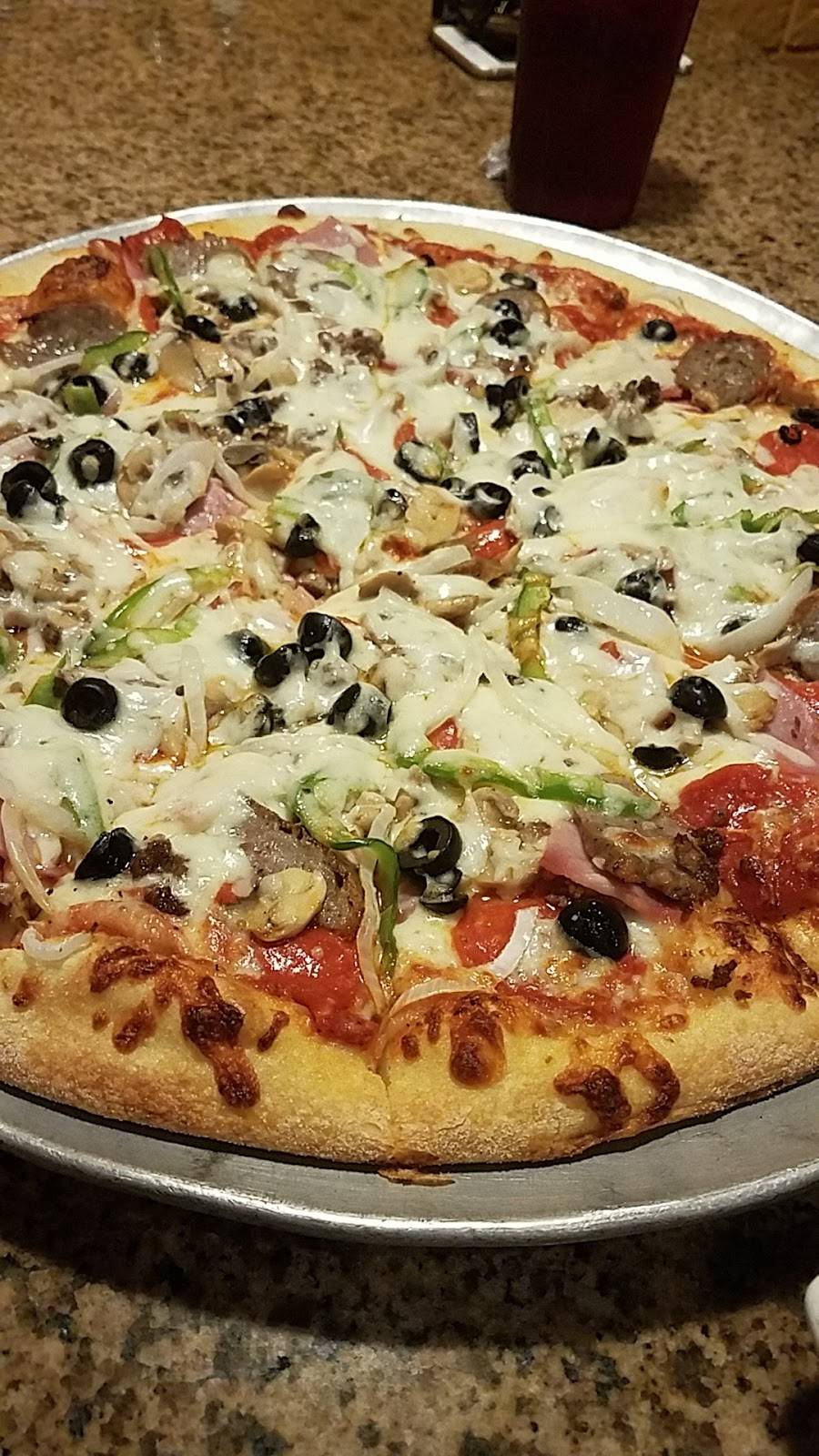 Pizza Palace Italian Restaurant | restaurant | 109 Hope Mills Rd, Fayetteville, NC 28304, USA | 9104244657 OR +1 910-424-4657