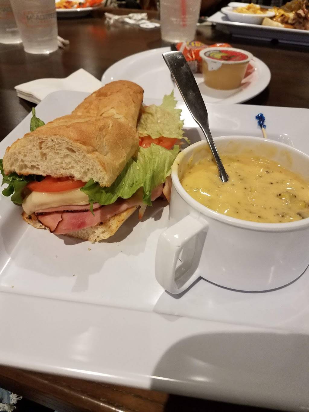 McAlisters Deli | restaurant | 2180 N, US-67, Florissant, MO 63033, USA | 3148397703 OR +1 314-839-7703
