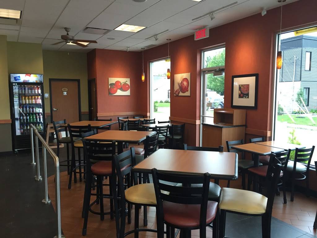 Restaurant SUBWAY | restaurant | 5690 Boulevard des Forges, Trois-Rivières, QC G8Y 1X8, Canada | 8198402799 OR +1 819-840-2799