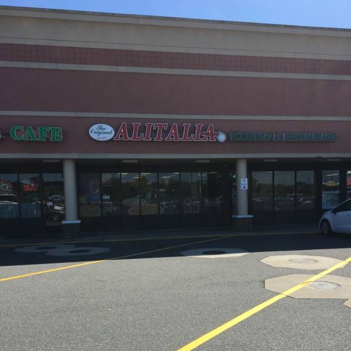 The Original Alitalia Pizza & Restaurant of Patchogue | restaurant | 406 Sunrise Hwy South Service Rd, Patchogue, NY 11772, USA | 6314753200 OR +1 631-475-3200