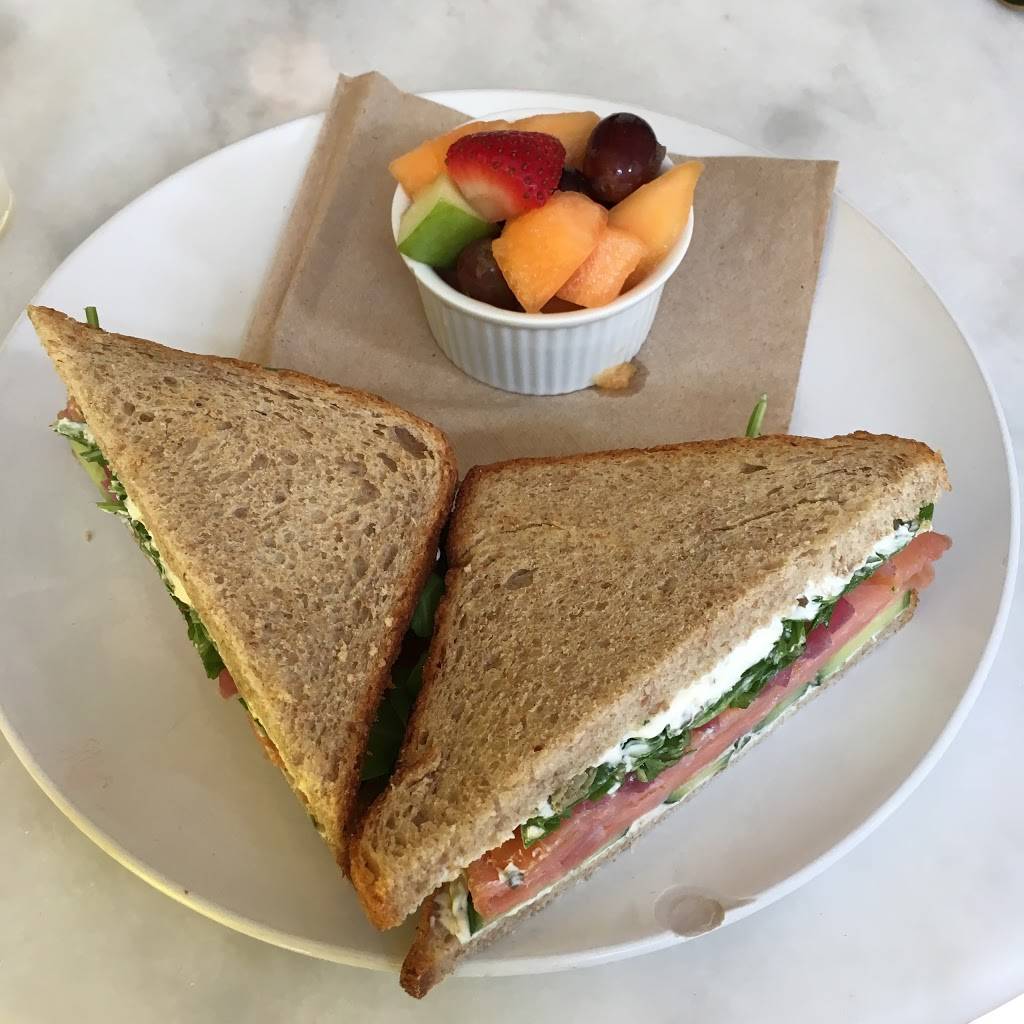 Made Fresh Daily | cafe | 226 Front St, New York, NY 10038, USA | 2122852253 OR +1 212-285-2253