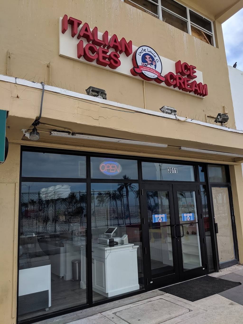 Uncle Louie G Italian ices & Ice cream 3011 E Las Olas Blvd, Fort