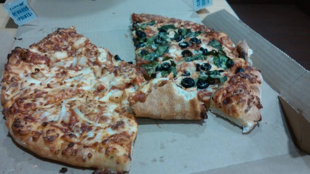 Dominos Pizza | meal delivery | 609 E King Ave, Kingsville, TX 78363, USA | 3615955591 OR +1 361-595-5591