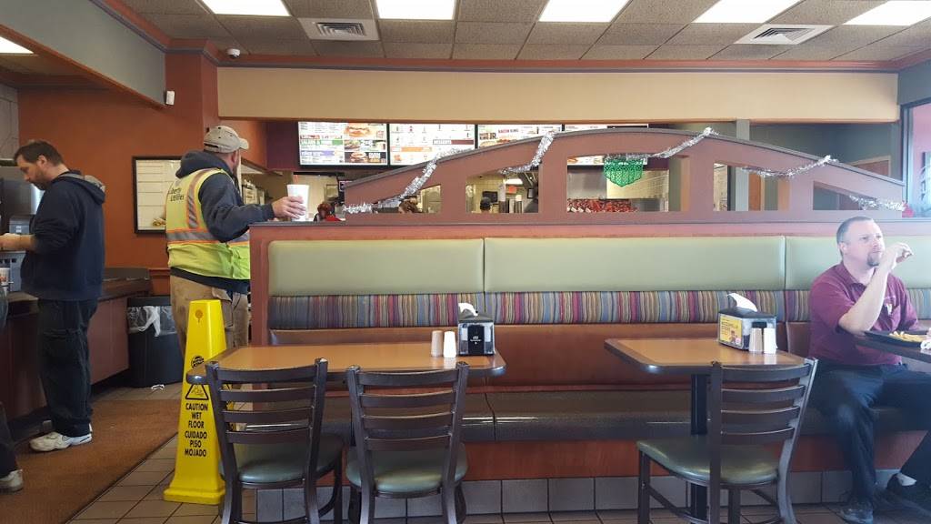 Burger King | restaurant | 512 S Commercial St, Harrisburg, IL 62946, USA | 6182536140 OR +1 618-253-6140