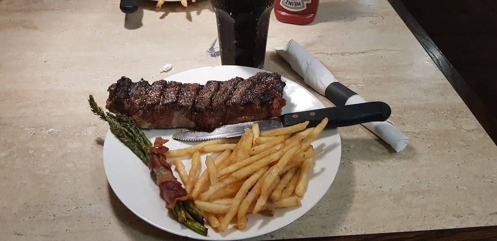 Palms Restaurant and Bar | restaurant | 4920 Avenue O, Fort Madison, IA 52627, USA | 3192461419 OR +1 319-246-1419