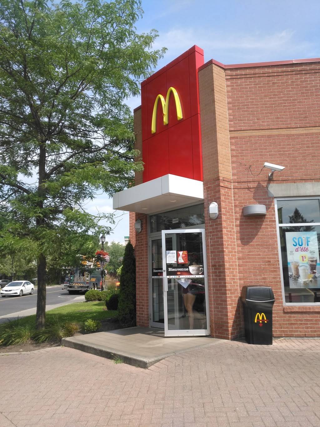 McDonald's 1500 Rue de Montarville, SaintBrunodeMontarville, QC