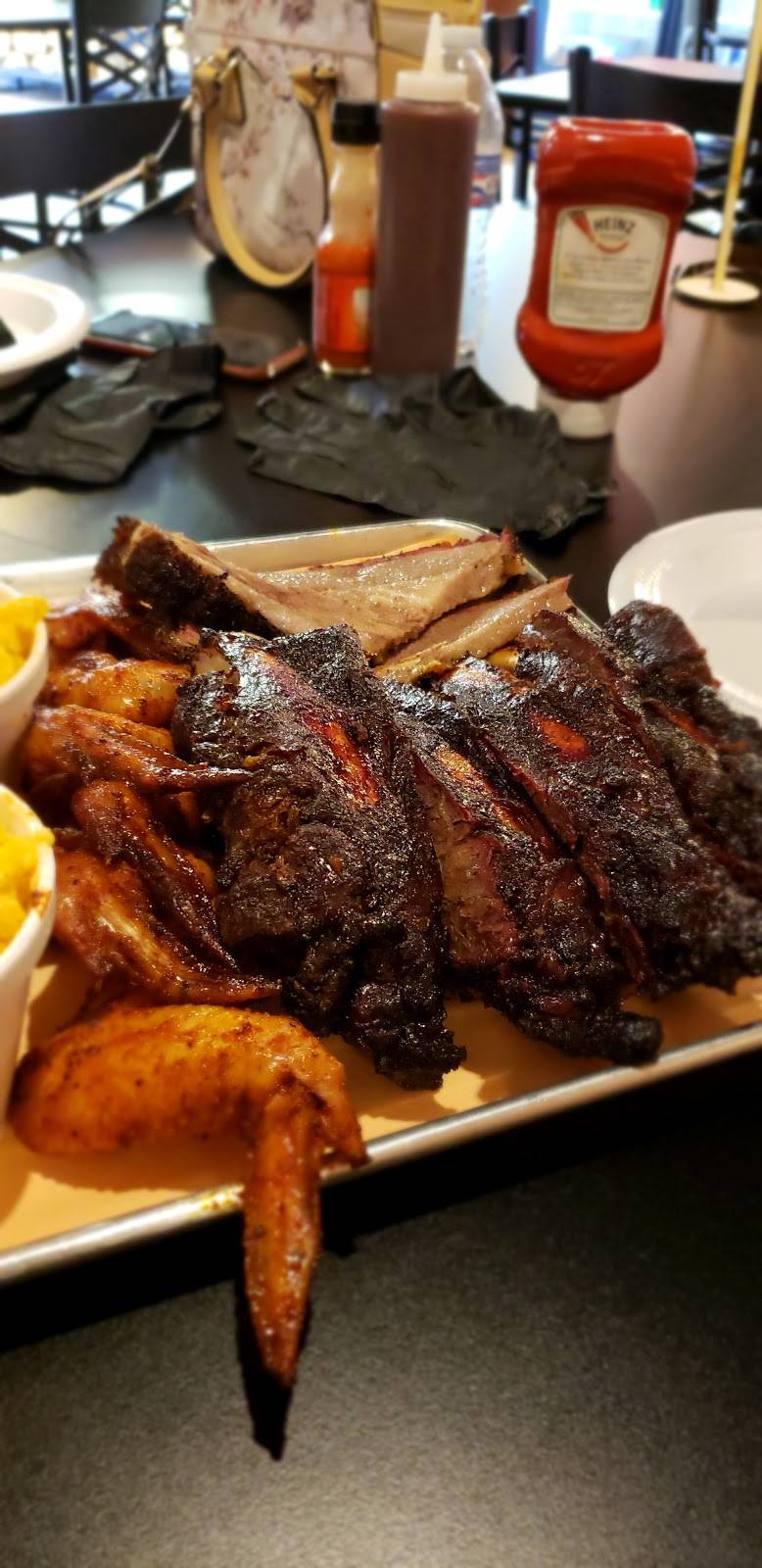 A.B.’s Amazing Ribs | 27310 Ford Rd, Dearborn Heights, MI 48127, USA