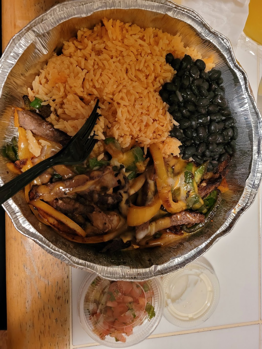 Sombrero Tacoria | restaurant | 850 Van Houten Ave, Clifton, NJ 07013, USA | 9732467645 OR +1 973-246-7645