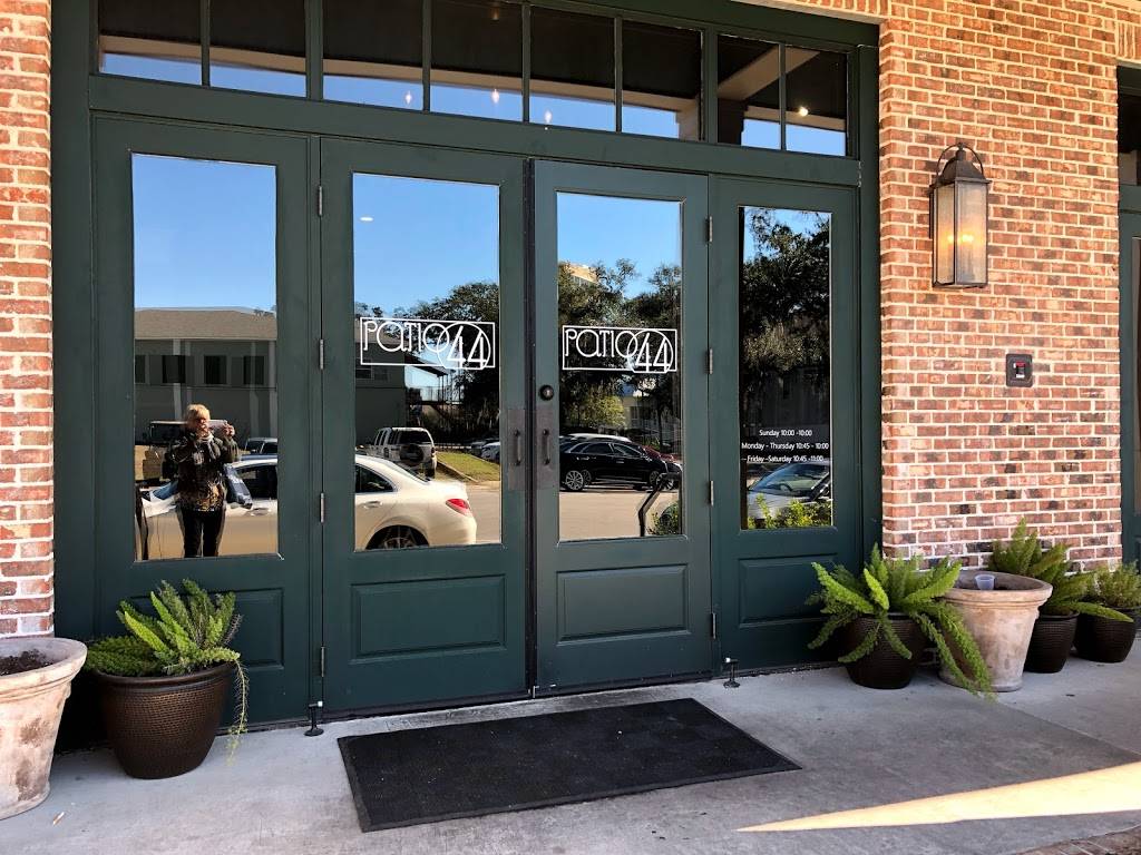 Patio 44 - Biloxi | restaurant | 124 Main St, Biloxi, MS 39530, USA | 2282072628 OR +1 228-207-2628