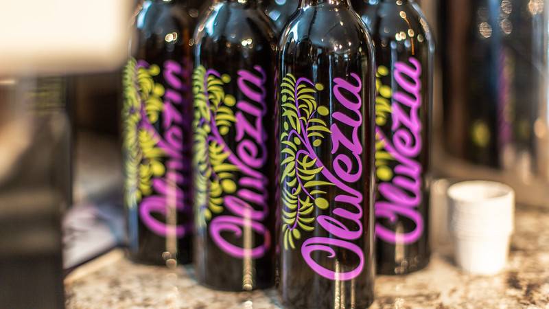 Olivezia | meal takeaway | 420 S Calumet Rd, Chesterton, IN 46304, USA | 2199263866 OR +1 219-926-3866