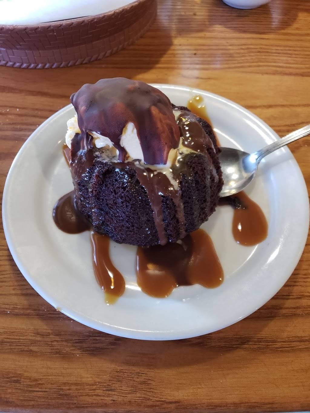 Chilis Grill & Bar | meal takeaway | 6311 N Illinois St, Fairview Heights, IL 62208, USA | 6183989805 OR +1 618-398-9805