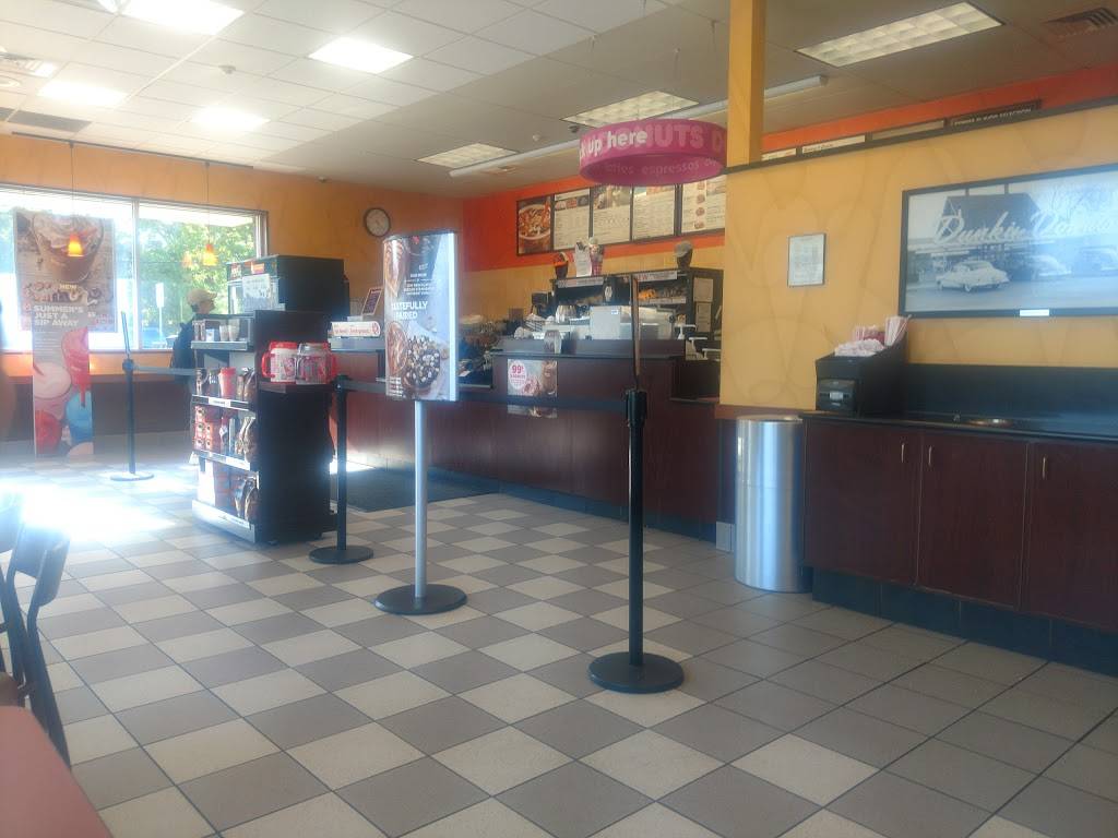 Dunkin | bakery | 811 W Main Rd, Middletown, RI 02842, USA | 4018497505 OR +1 401-849-7505