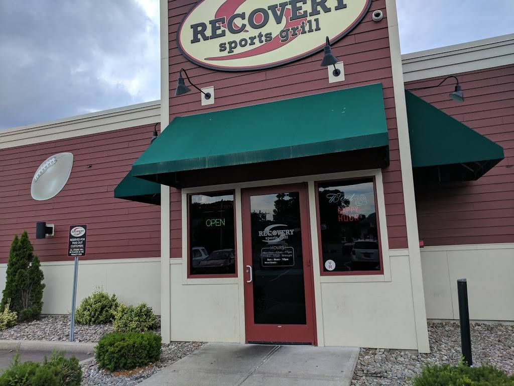 Recovery Sports Grill Restaurant 1925 Curry Rd, Schenectady, NY